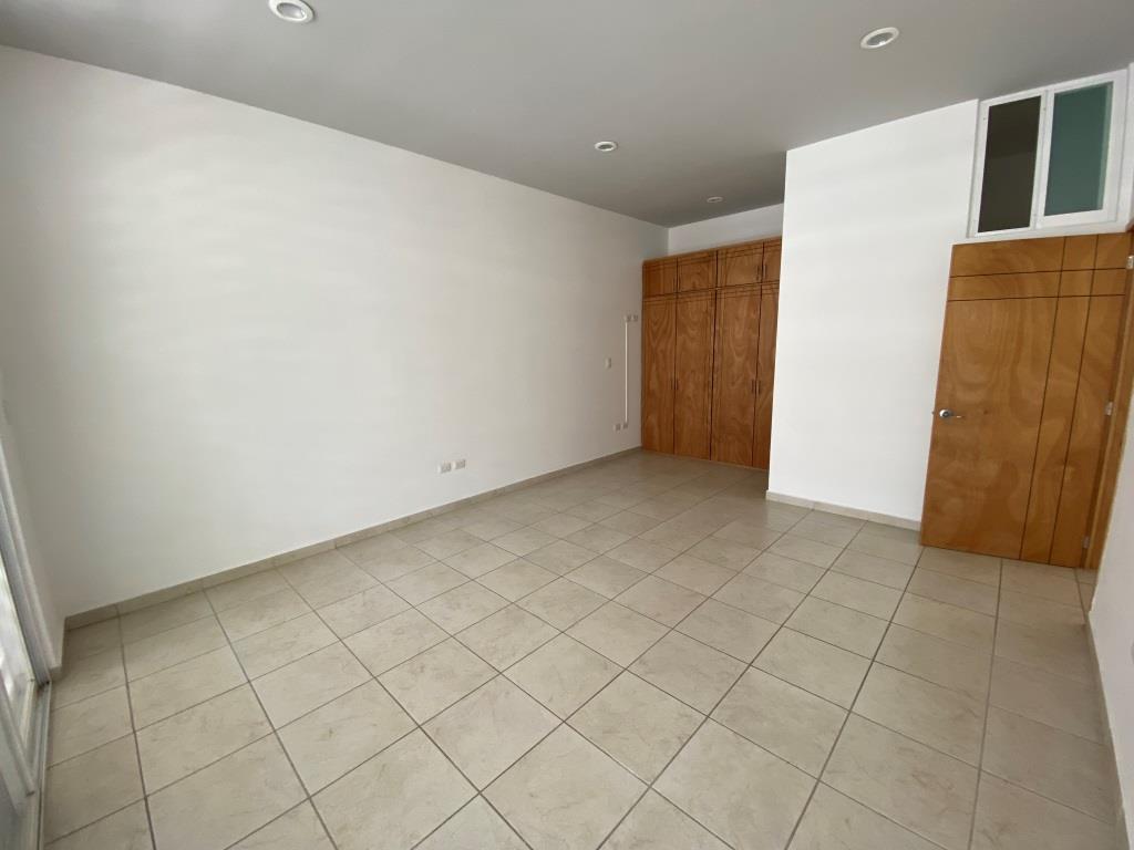 Edificio de departamentos en venta, zona norte.