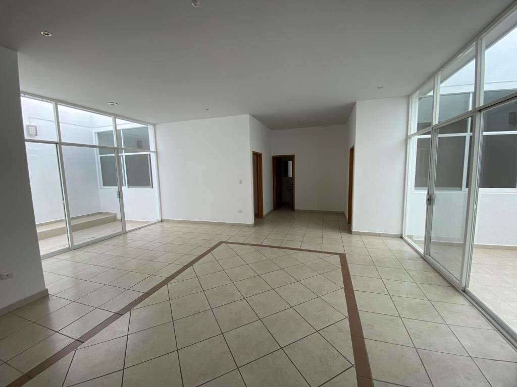 Edificio de departamentos en venta, zona norte.