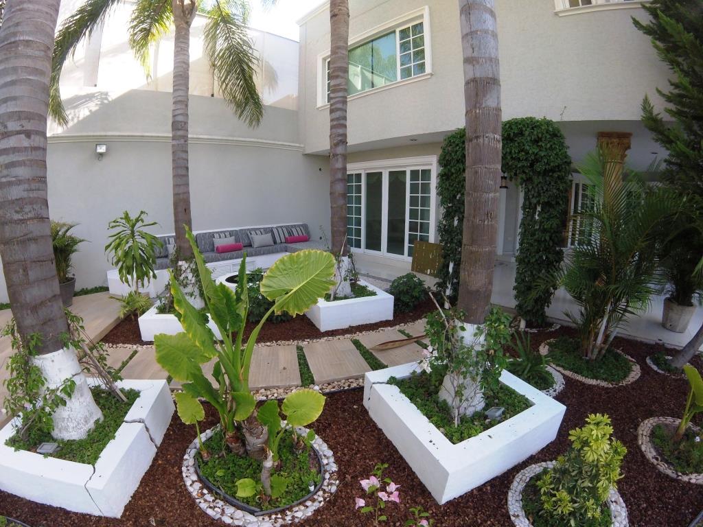 Casa en exclusivo Fraccionamiento Residencial , corazón del Norte