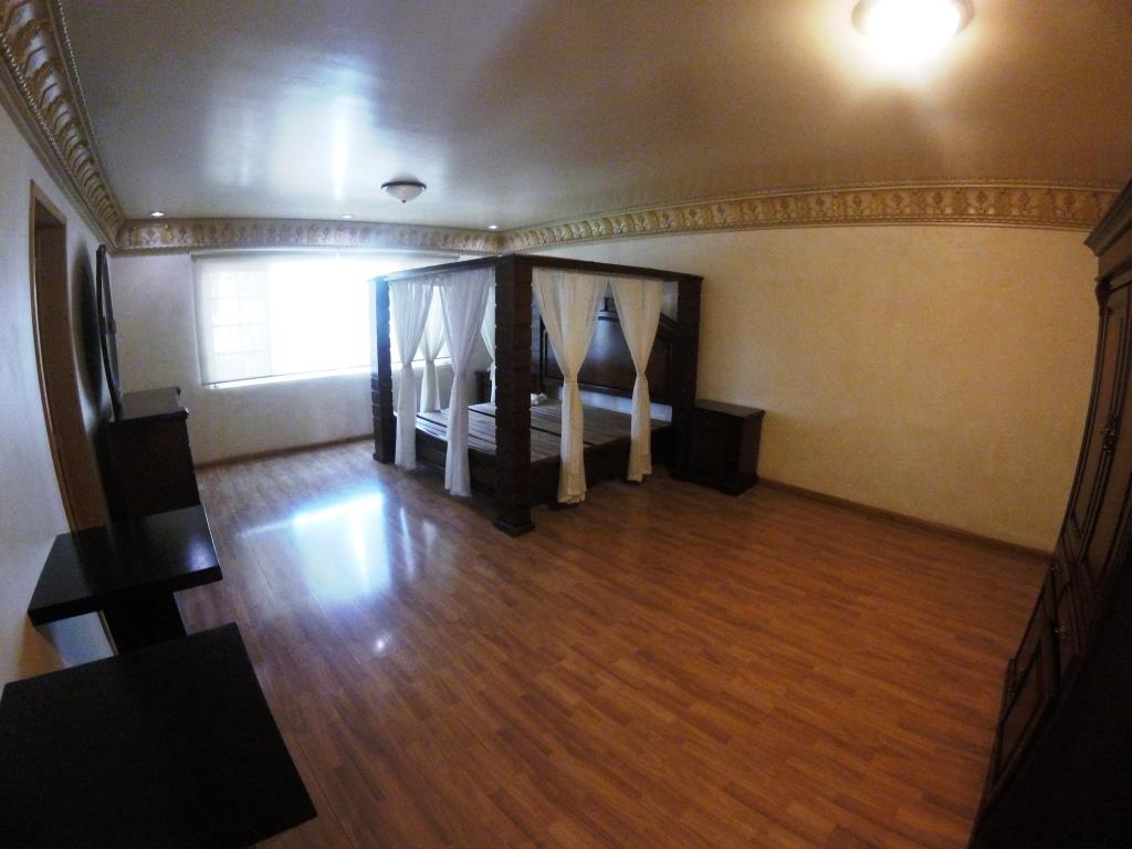 Casa en exclusivo Fraccionamiento Residencial , corazón del Norte