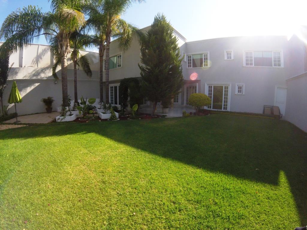Casa en exclusivo Fraccionamiento Residencial , corazón del Norte