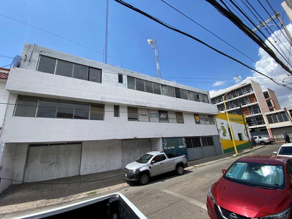 Edificio comercial zona centro (Sobre Jose Ma Chavez)