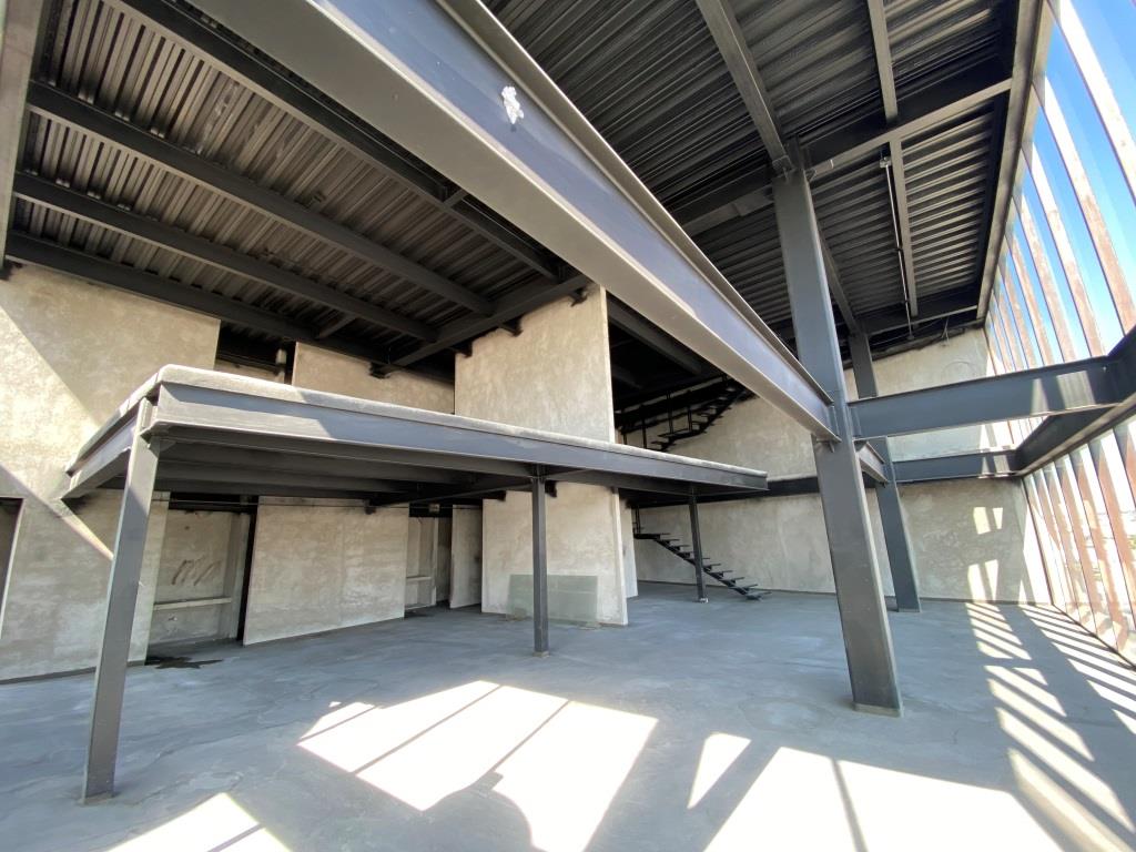 Exclusivo local comercial roof top zona norte