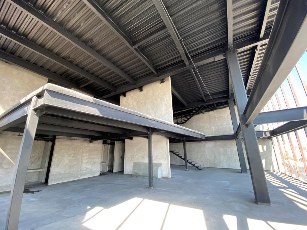 Exclusivo local comercial roof top zona norte