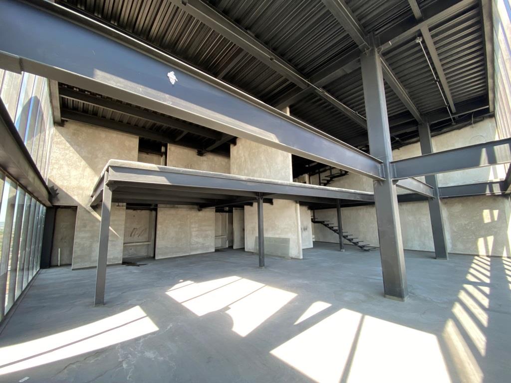 Exclusivo local comercial roof top zona norte