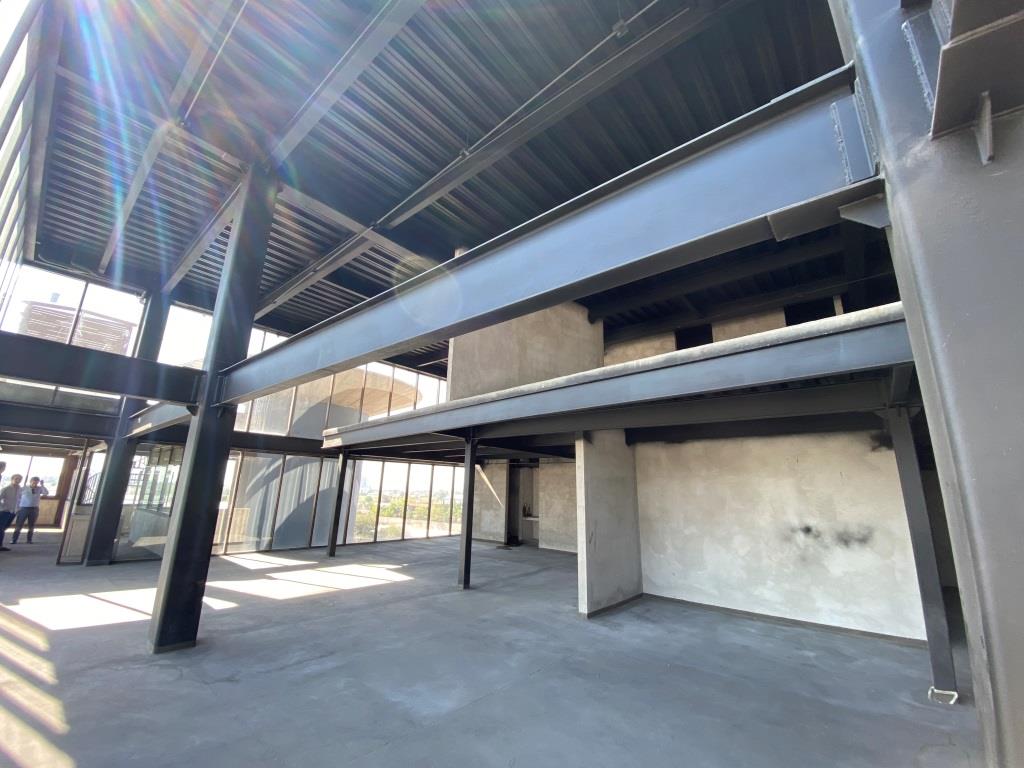 Exclusivo local comercial roof top zona norte