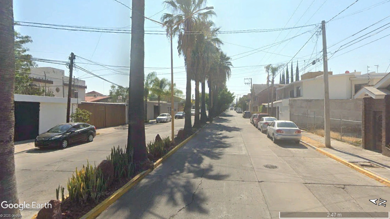 Terreno en zona norte, en una de las mejores calles. 