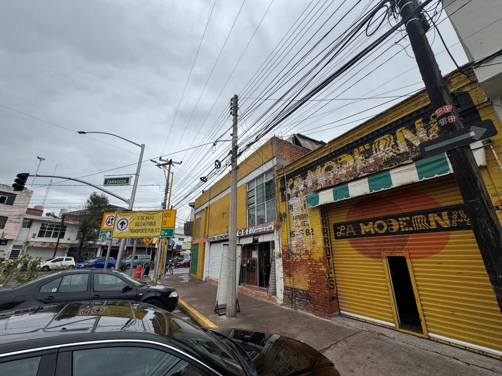 Local comercial Zaragoza y 5 de mayo