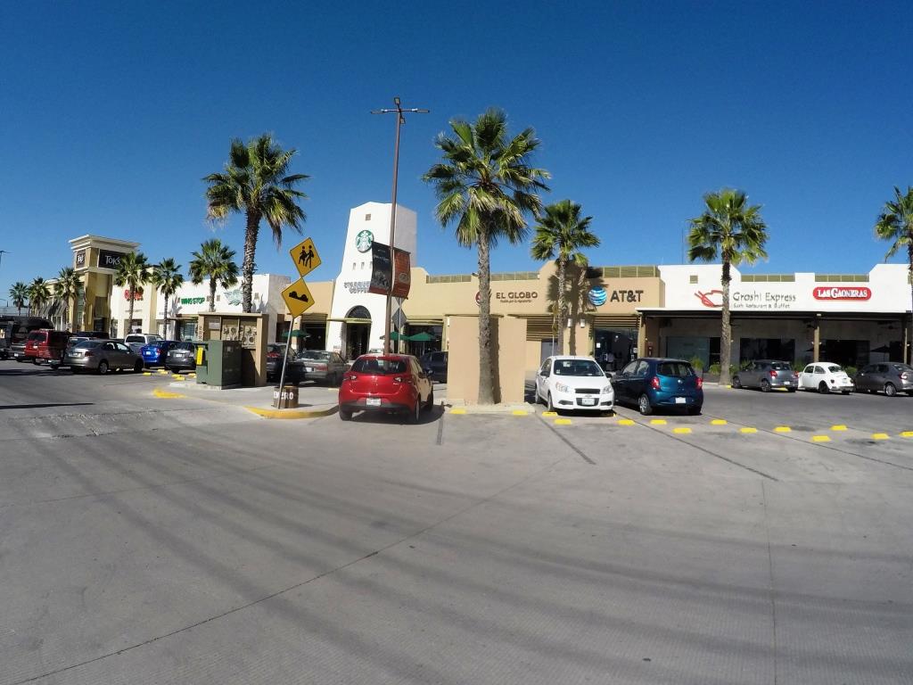 Local comercial en exclusiva Plaza al Norte