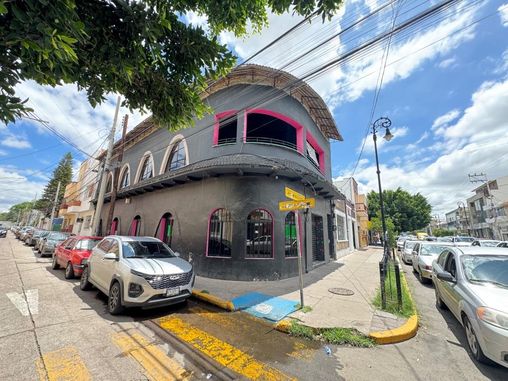 LOCAL COMERCIAL EN EL CORAZON DE LA ZONA CENTRO