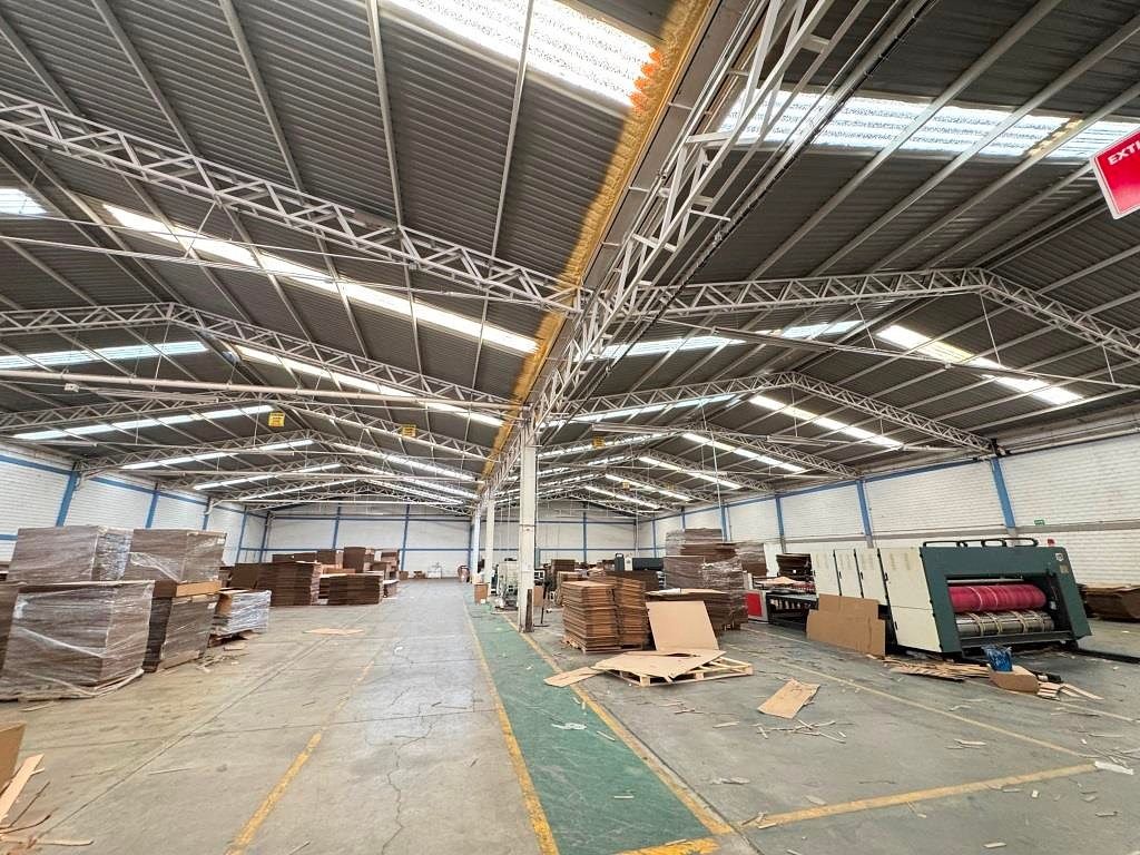 Nave industrial 2500m2 en renta Ciudad Industrial Sur
