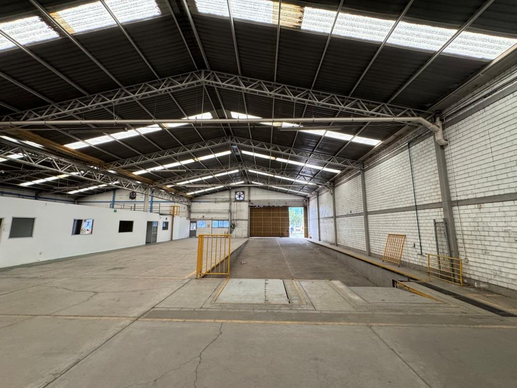 Nave industrial 2500m2 Zona Sur