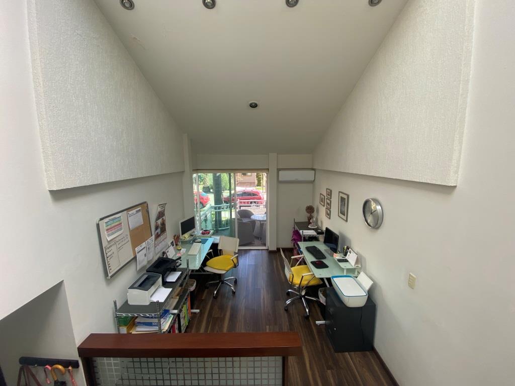 CASA DENTRO DE EXCLUSIVO CONDOMINIO (PTE)