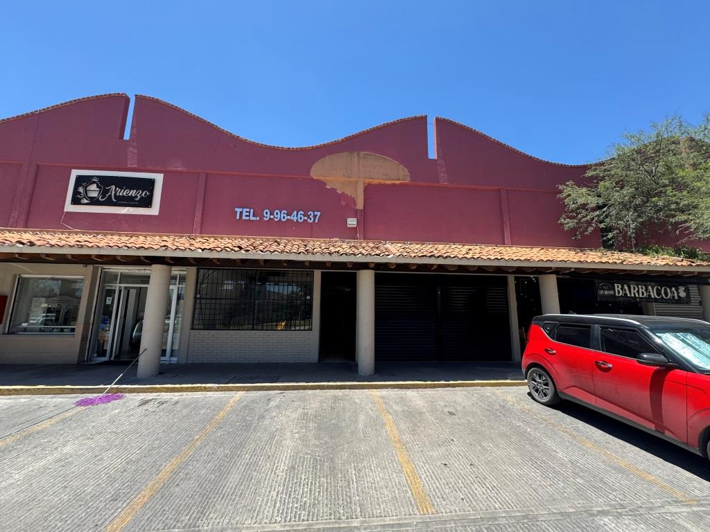 Local comercial 60m2 + 30m2