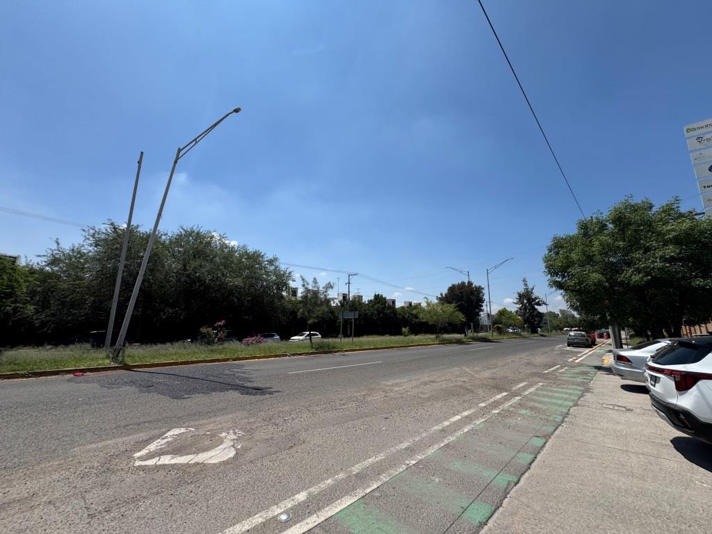 Local comercial u oficina zona norte