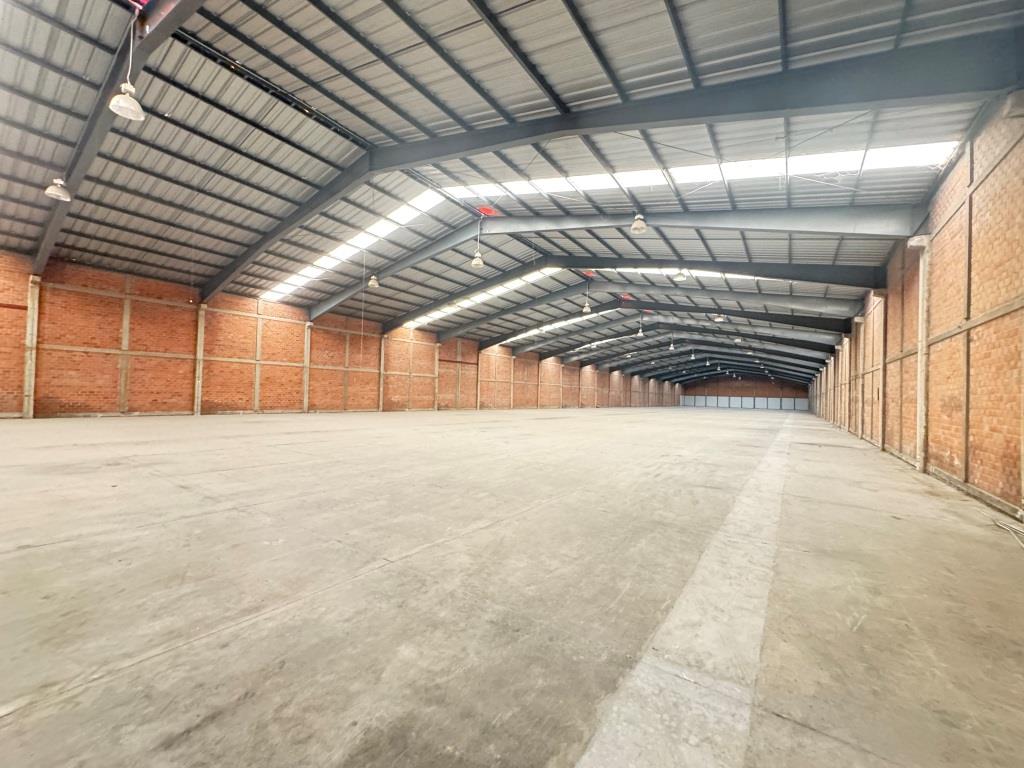 Nave Industrial y Comercial sobre Carretera 45 Norte 4,234 m²
