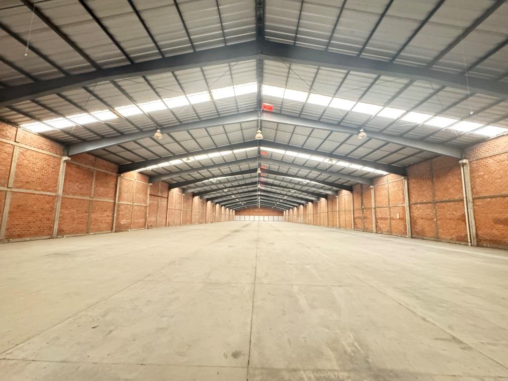 Nave Industrial y Comercial sobre Carretera 45 Norte 4,234 m²