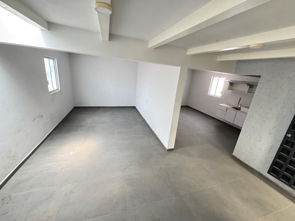 Bodega Comercial con Oficinas en Excelente Ubicación, Circunvalación Norte