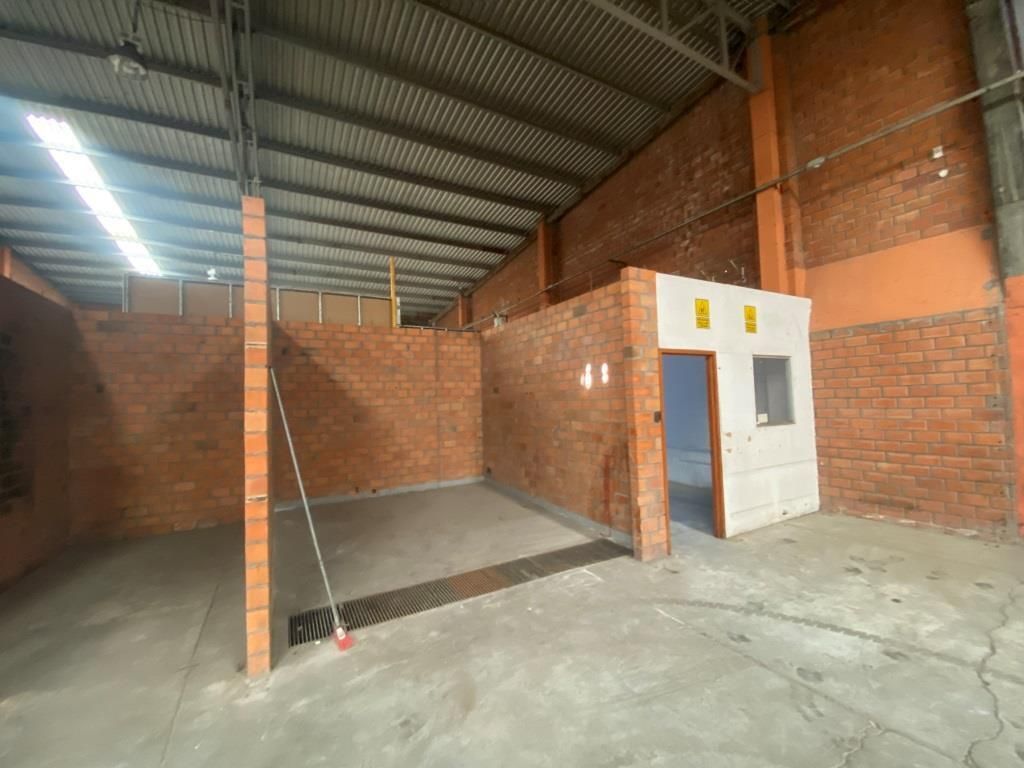 NAVE INDUSTRIAL EN VENTA AL SUR DE LA CIUDAD