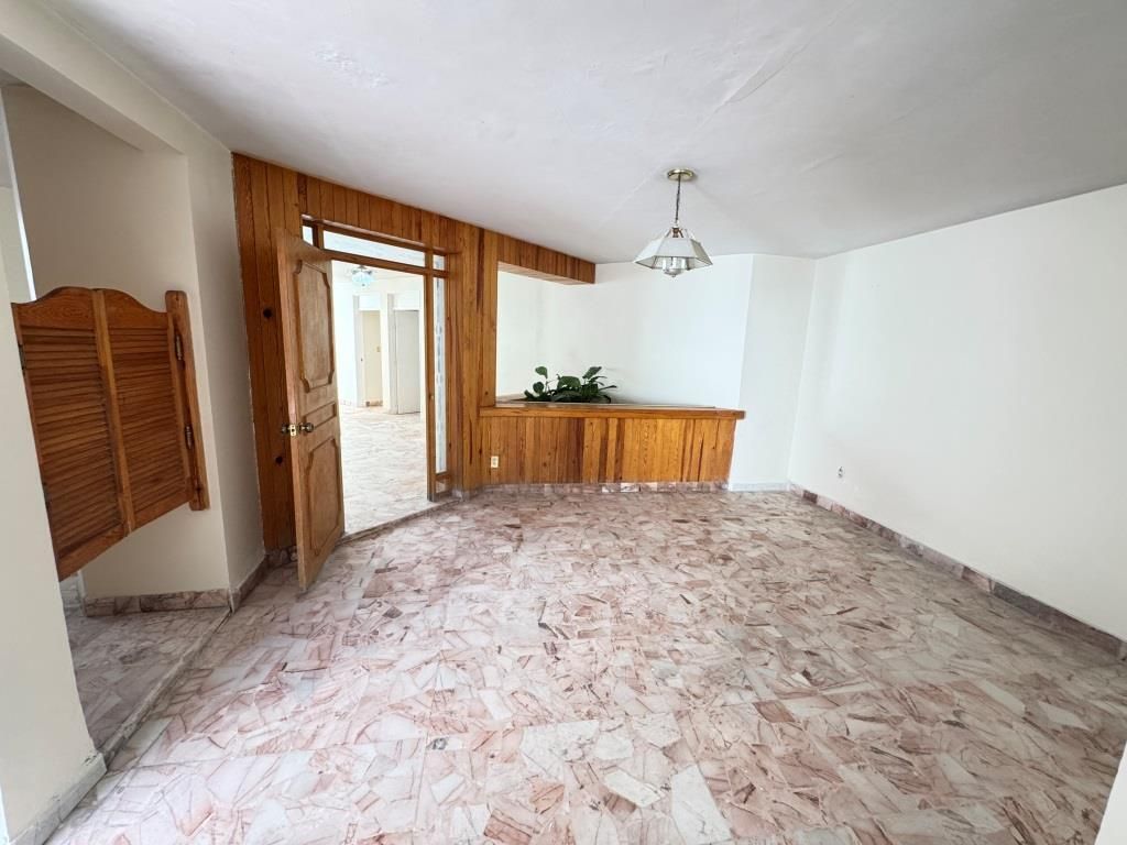CASA EN VENTA EN FRACCIONAMIENTO DEL VALLE I SECC.