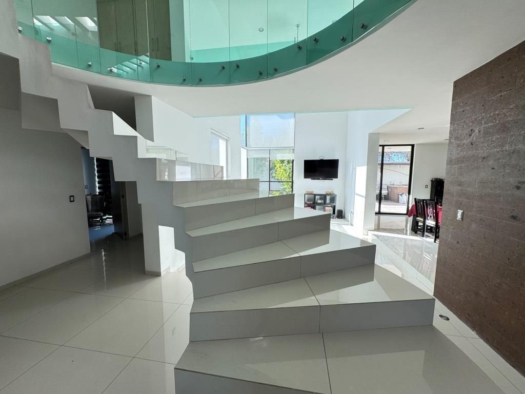 CASA EN VENTA EN FRACC. SAN NICOLAS DE LA CANTERA
