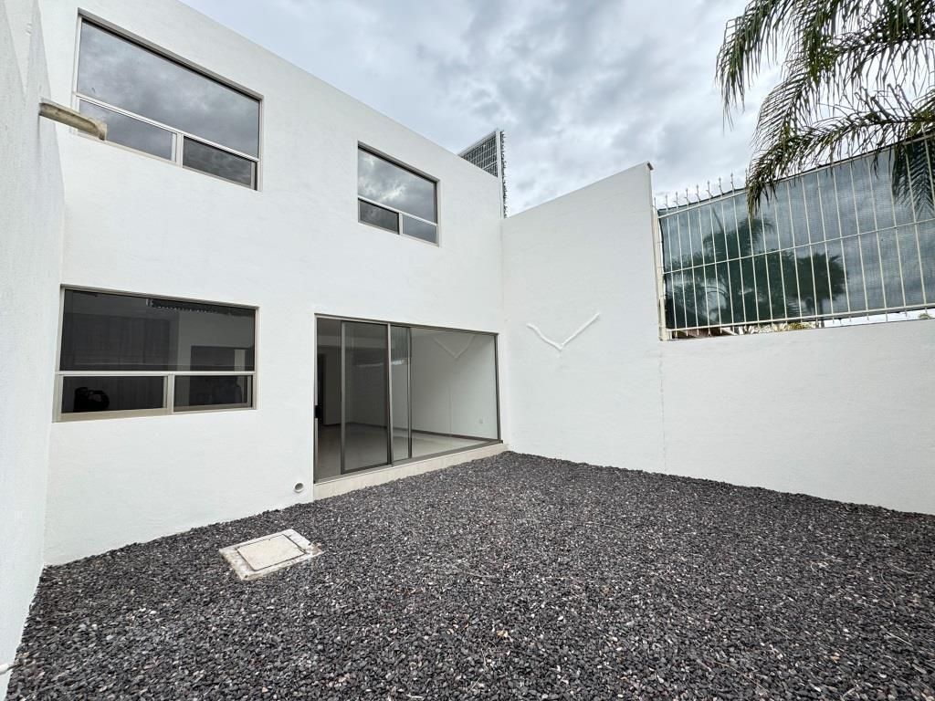 Casa NUEVA en venta dentro de Residencial Contadero,