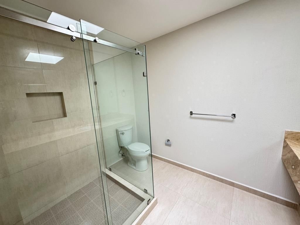 Casa NUEVA en venta dentro de Residencial Contadero,
