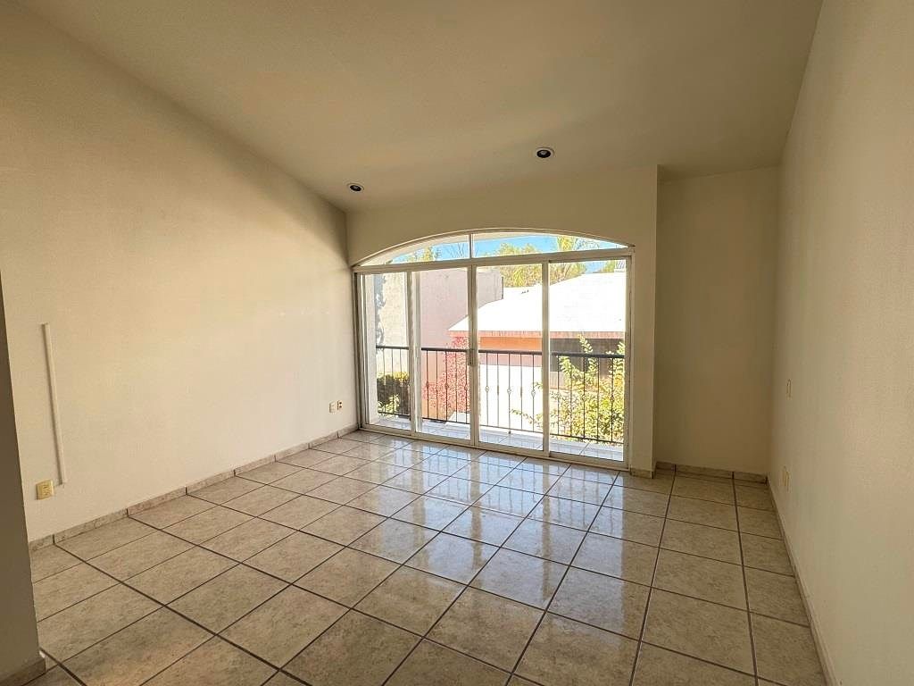 Casa en venta dentro de exclusivo fraccionamiento PULGAS PANDAS NORTE