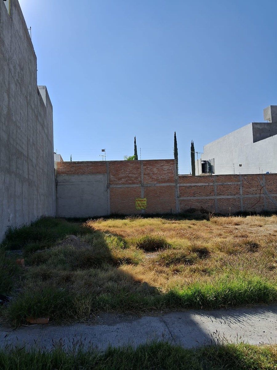 Terreno 200m2 zona poniente Santa Imelda