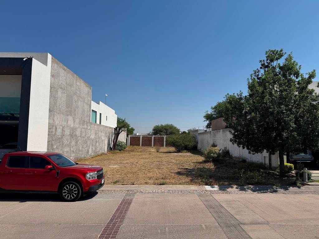 TERRENO EN VENTA EN RESIDENCIAL ALTARIA