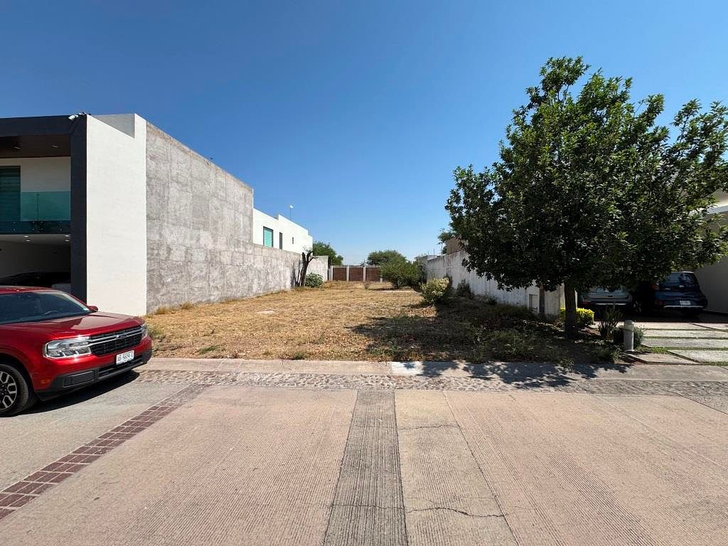 TERRENO EN VENTA EN RESIDENCIAL ALTARIA