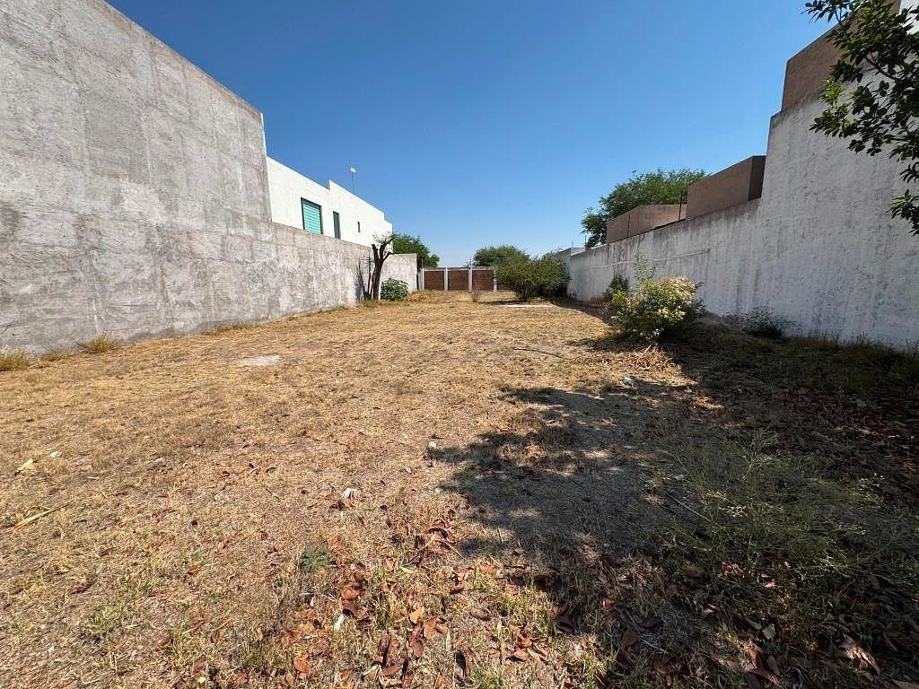 TERRENO EN VENTA EN RESIDENCIAL ALTARIA