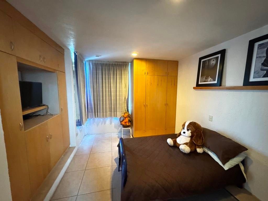 CASA EN VENTA FRACCIONAMIENTO VALLE REAL
