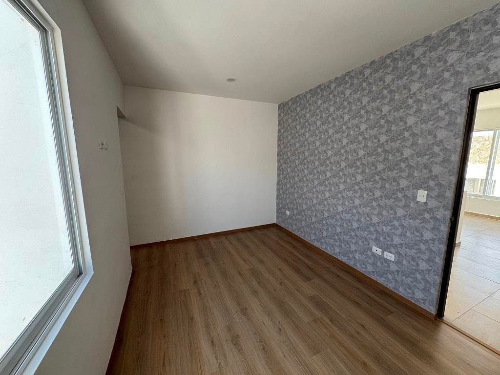 CASA EN RENTA EN ABADA RESIDENCIAL
