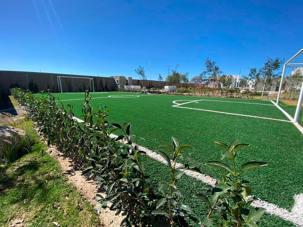 CASA EN RENTA EN ABADA RESIDENCIAL
