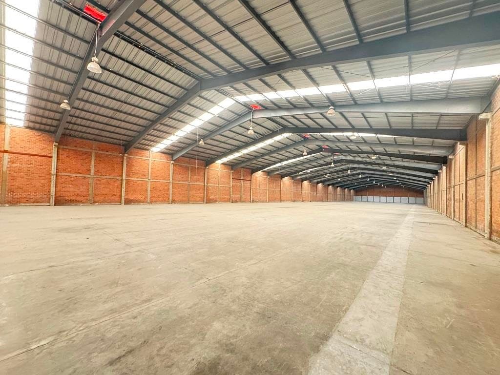 Nave Industrial y Comercial sobre Carretera 45 Norte 4,234 m²