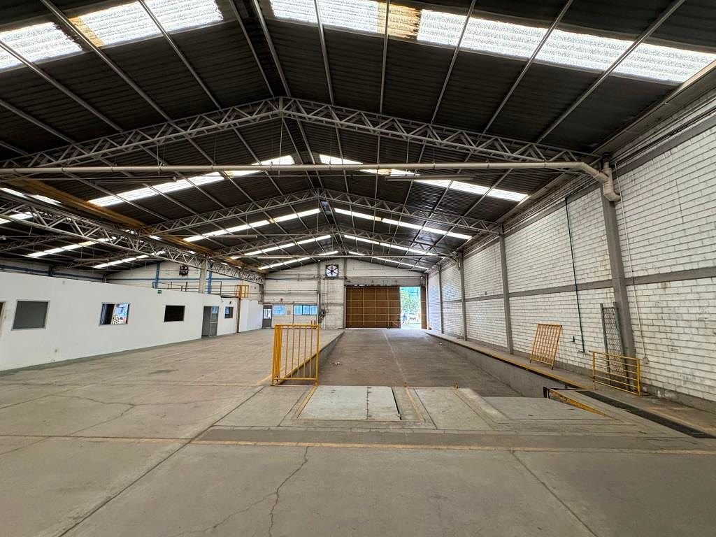 Nave industrial 2500m2 en renta Ciudad Industrial Sur