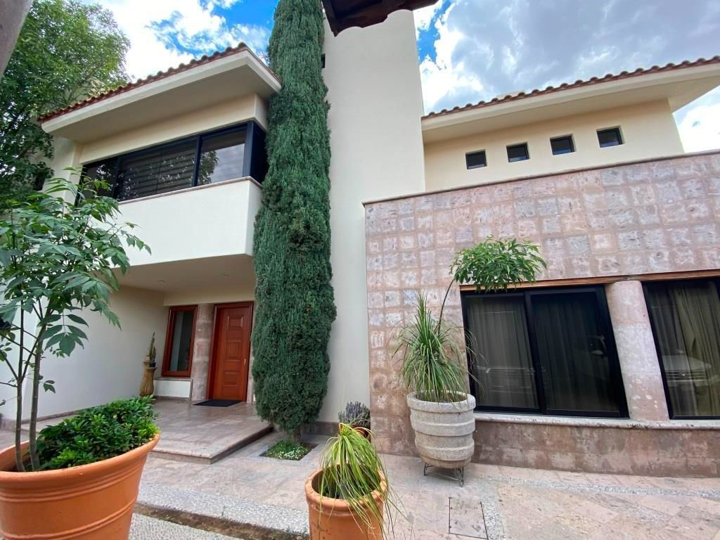 Casa en venta Residencial Santa Paulina