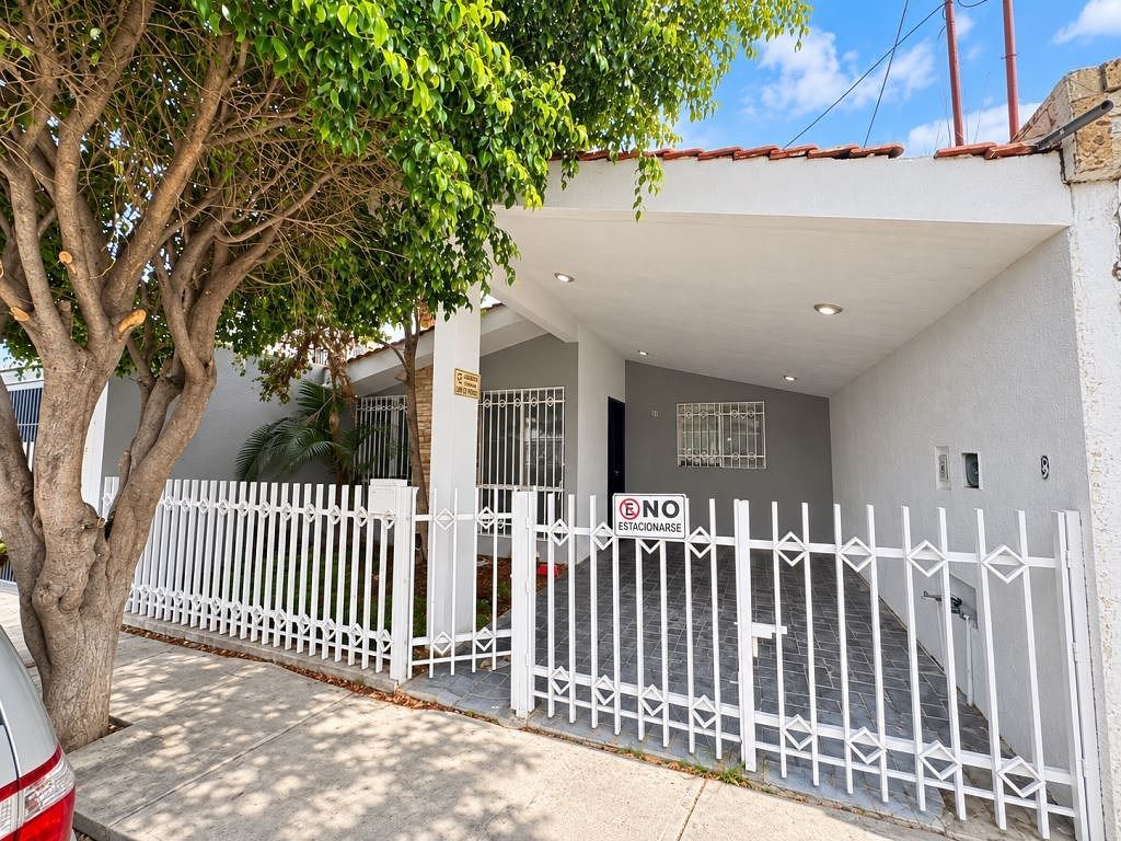 Casa en venta Fracc Del Valle I, una planta, Aguascalientes