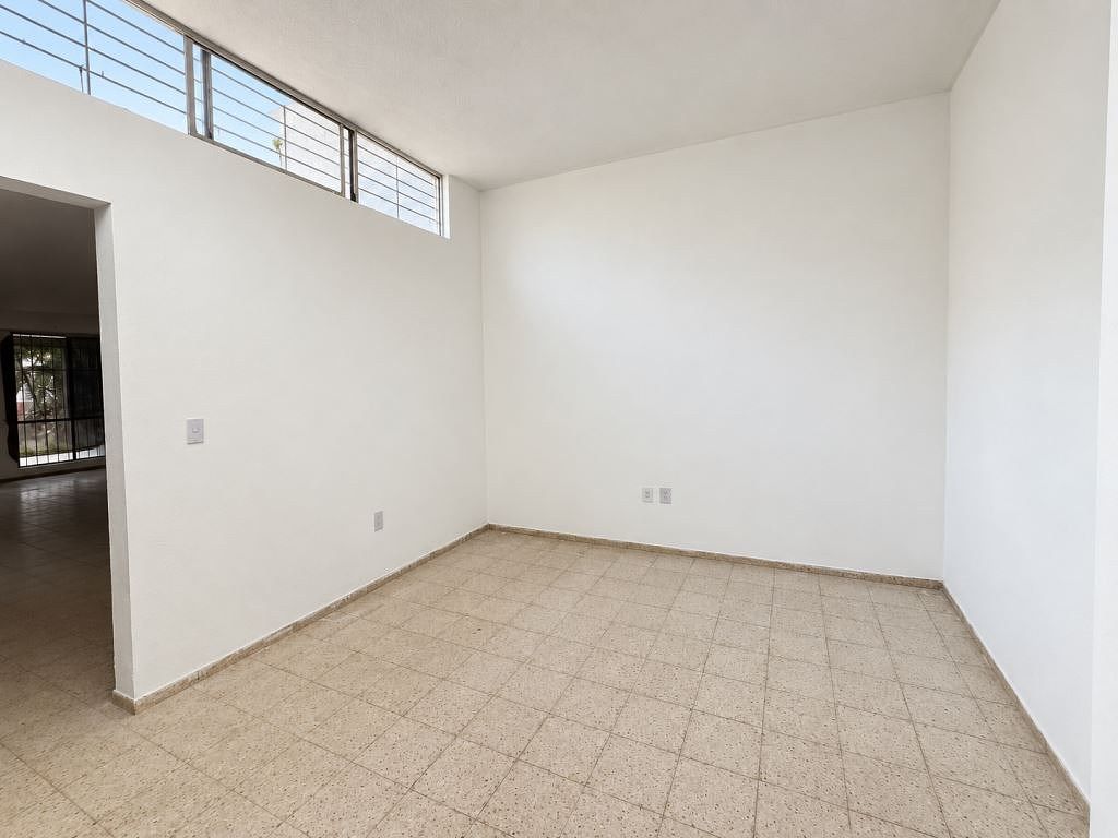 Casa en venta Fracc Del Valle I, una planta, Aguascalientes