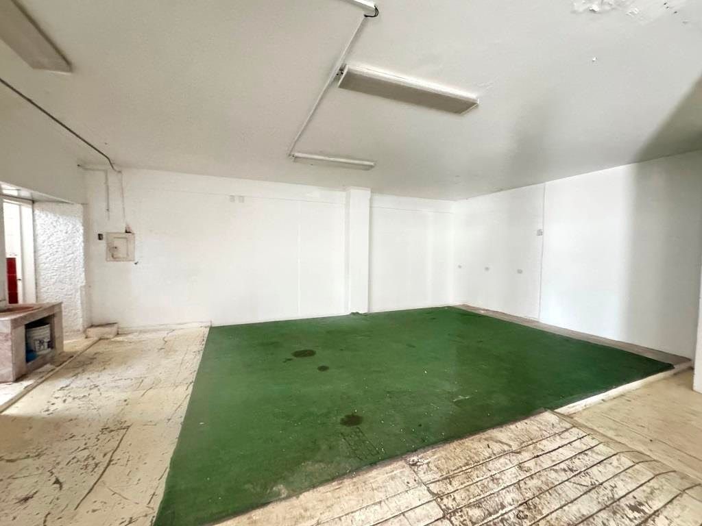 Local comercial en renta Av. Aguascalientes (Segundo anillo poniente)
