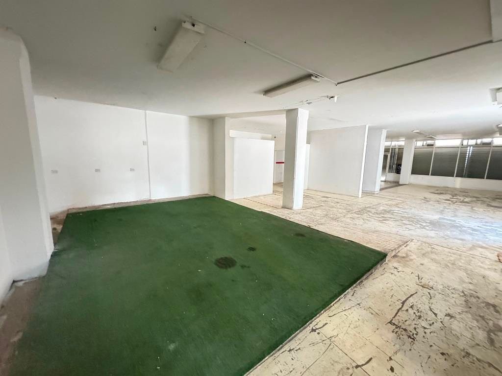 Local comercial en renta Av. Aguascalientes (Segundo anillo poniente)