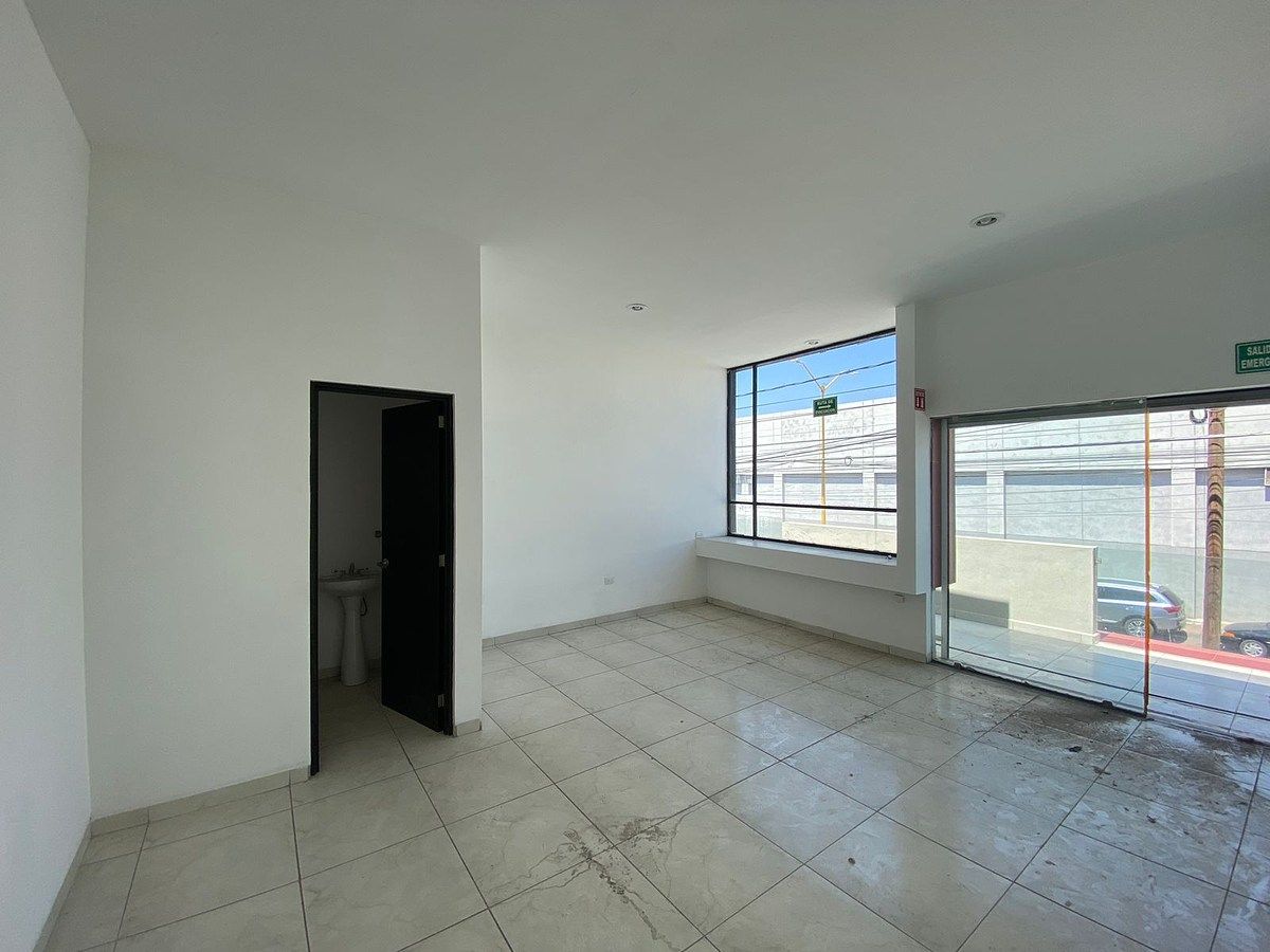 Local comercial u oficina, Bosques del Prado Sur Aguascalientes