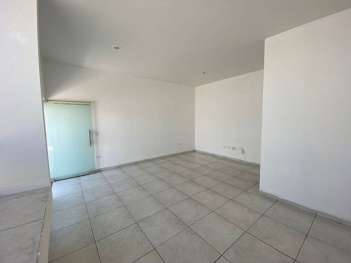 Local comercial u oficina, Bosques del Prado Sur Aguascalientes