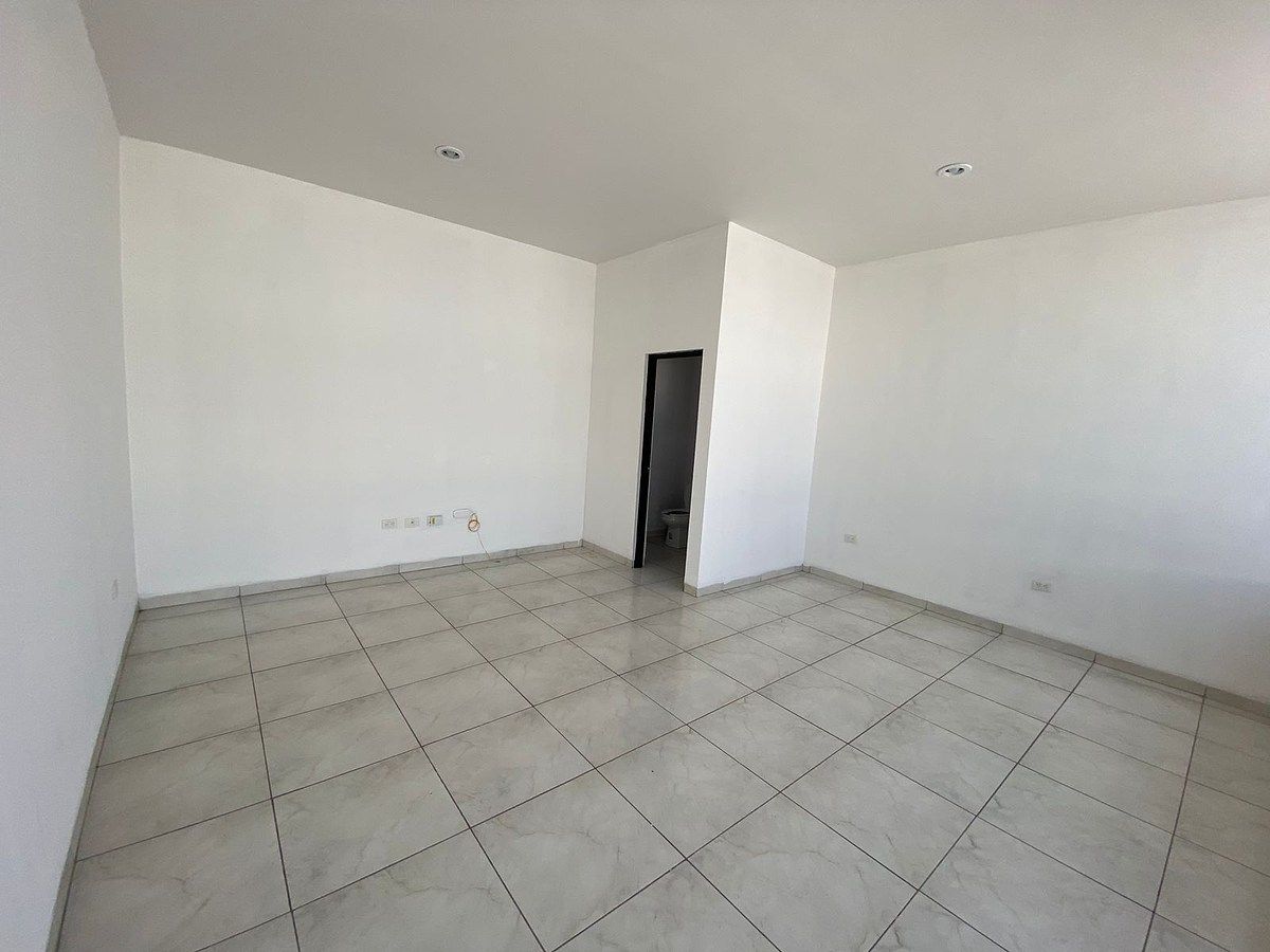 Local comercial u oficina, Bosques del Prado Sur Aguascalientes
