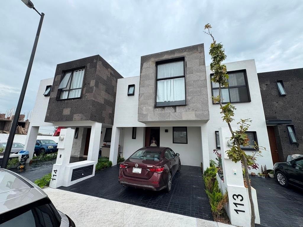Casa en renta en Canterra Sur Poniente de Aguascalientes, casa NUEVA