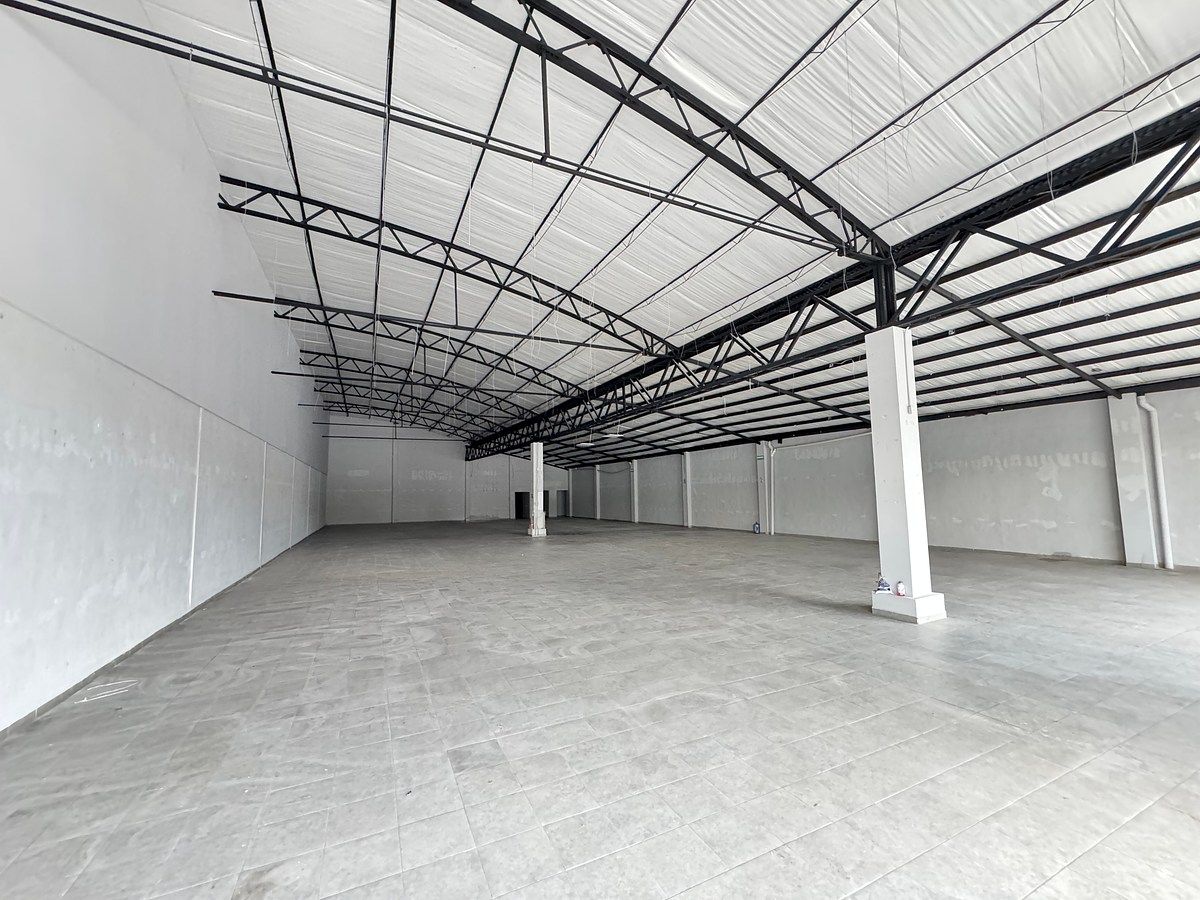 Local comercial sobre Av Heroe de Nacozari, en Aguascalientes