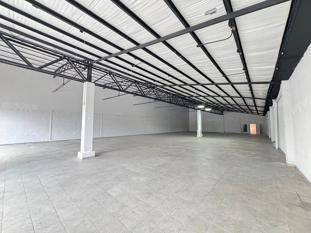 Local comercial sobre Av Heroe de Nacozari, en Aguascalientes