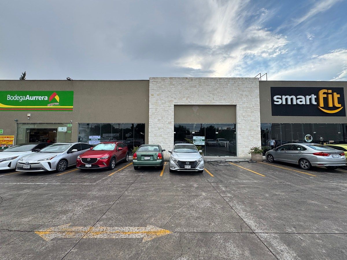 Local comercial sobre Av Heroe de Nacozari, en Aguascalientes