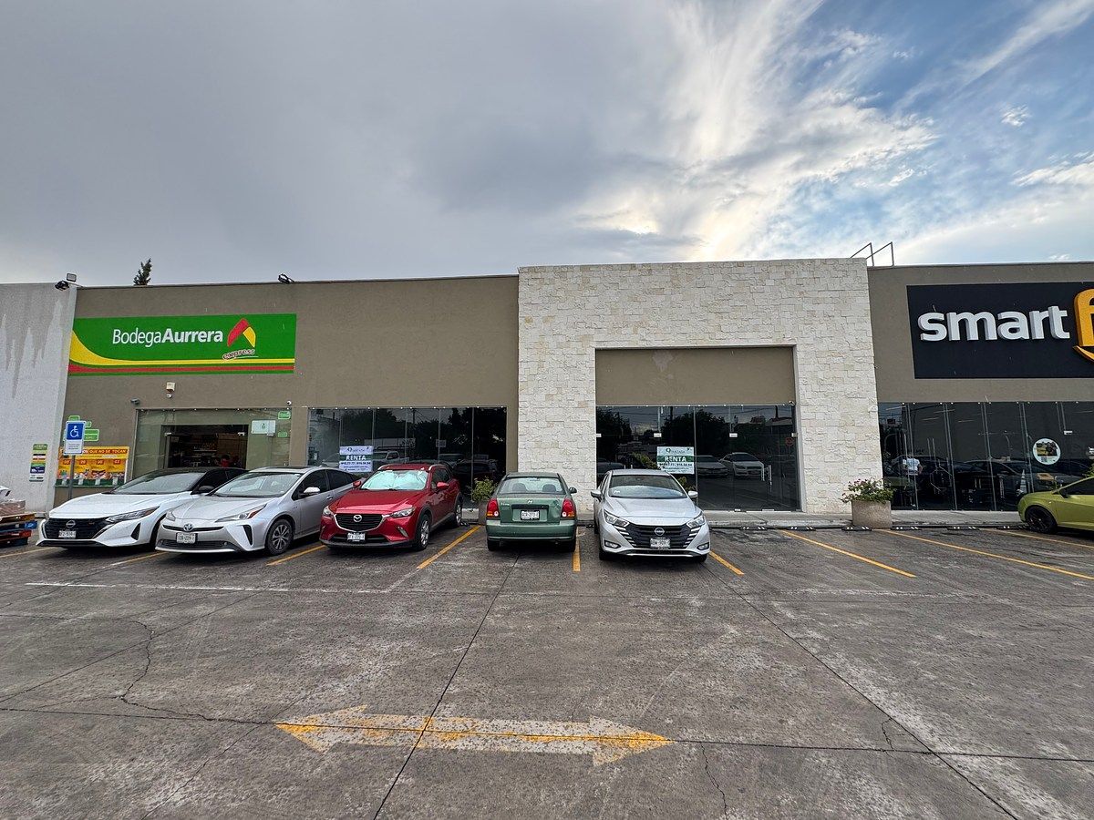 Local comercial sobre Av Heroe de Nacozari, en Aguascalientes